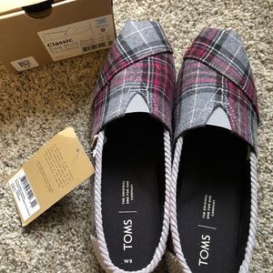 TOMS Alpargatas Plaid Size 9